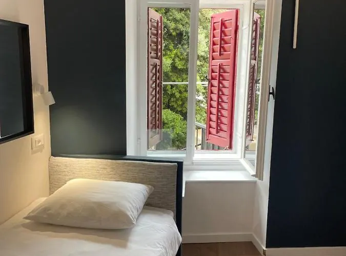 Penzion Tre Re - Self Check In 4*