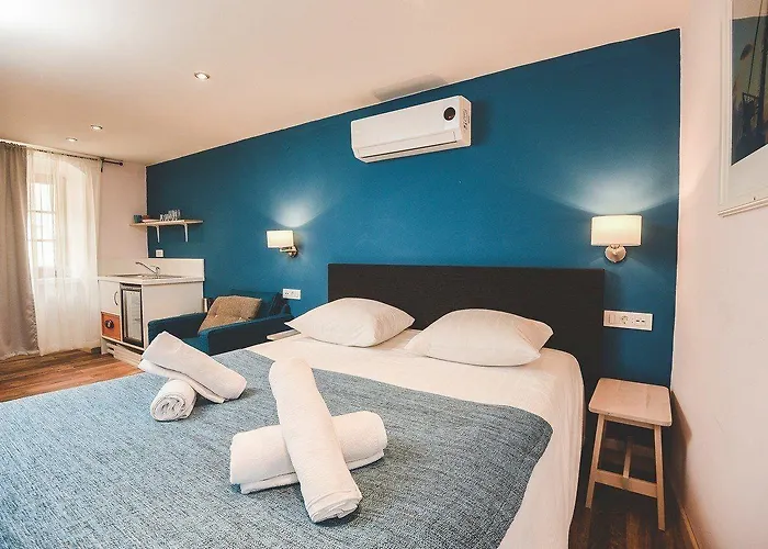 Tre Re - Self Check In